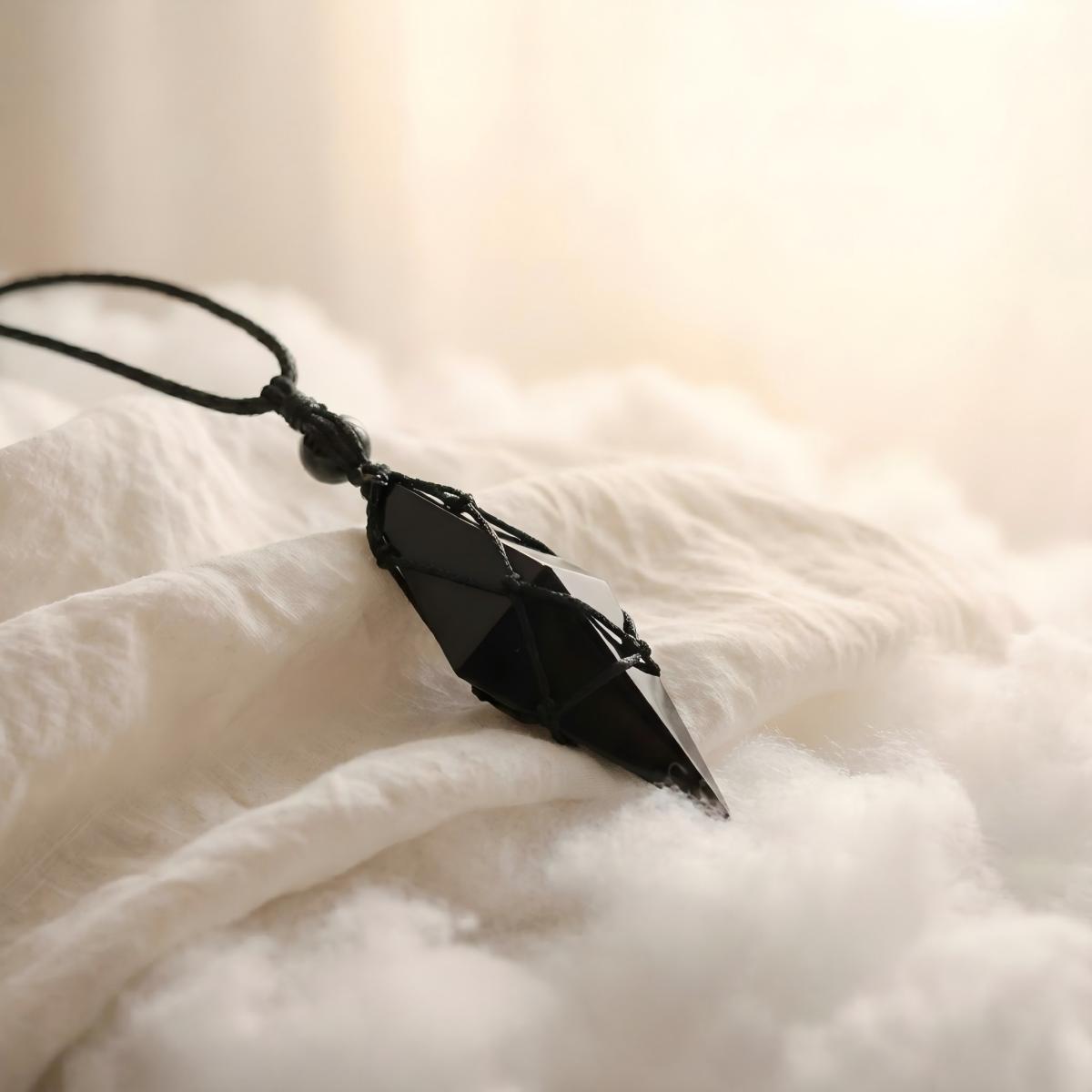 Calm & Depth Pendant | Black Obsidian | Flow · Stratus – YUNORI