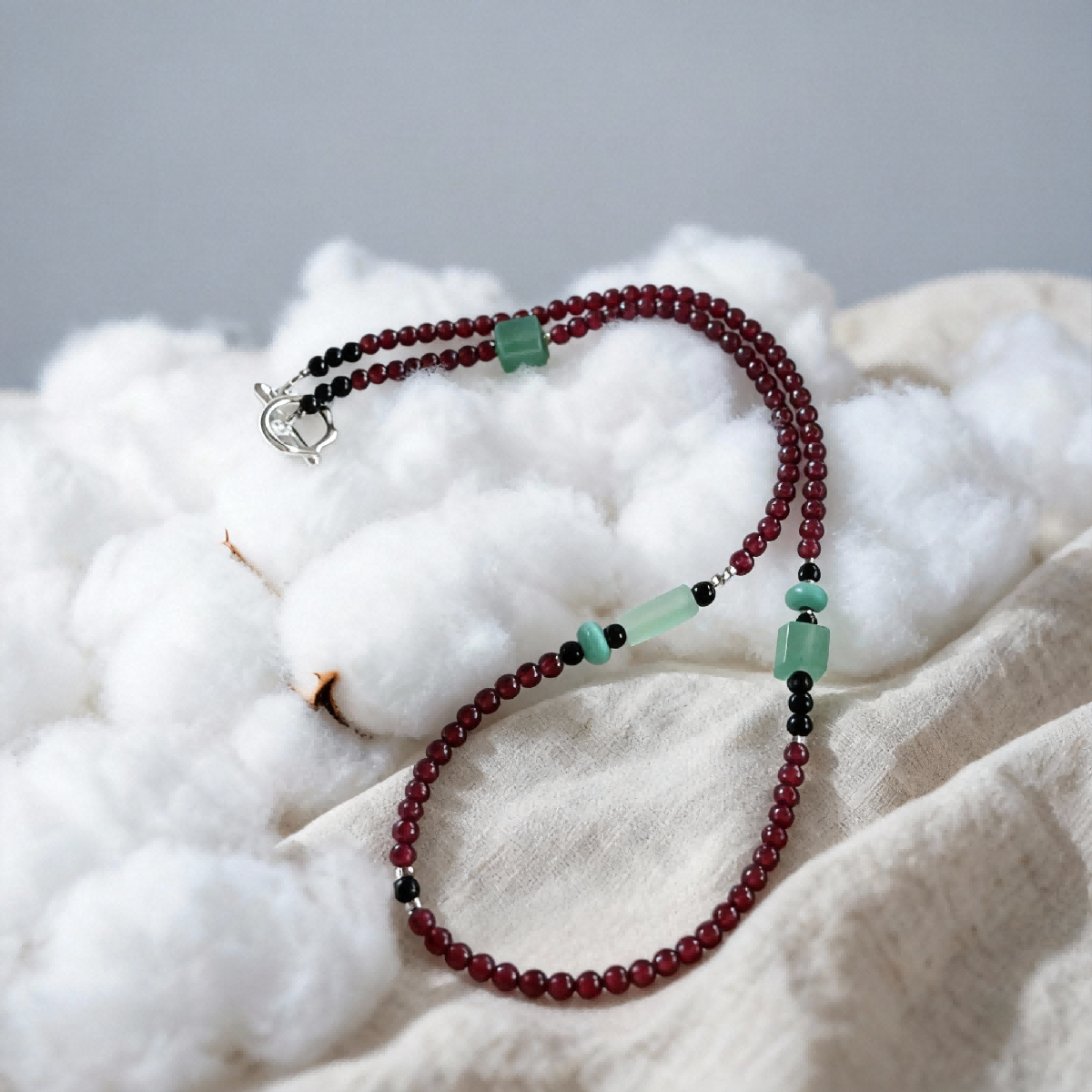 Steady Flame Necklace | Garnet · Aventurine · Black Agate | Ignite · Afterglow – YUNORI