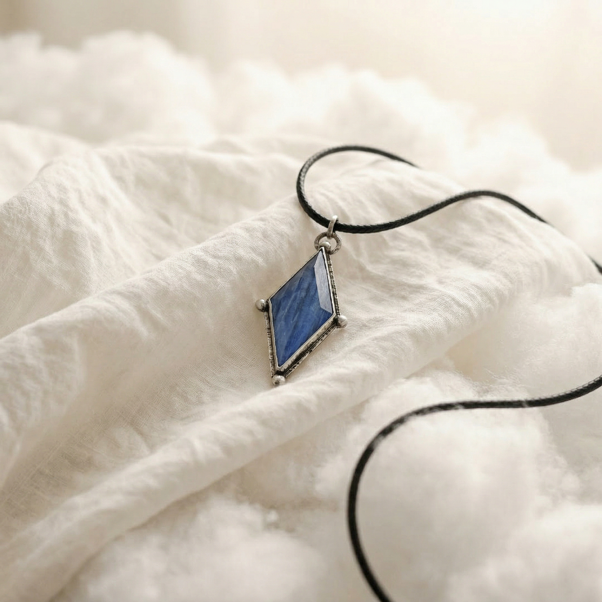 Still Point Pendant | Blue Kyanite | Flow · Stratus – YUNORI