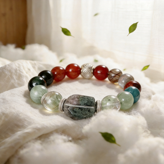 Forest Flame Bracelet | Green Phantom Quartz · Seraphinite · Red Agate | Growth · Cumulus – YUNORI